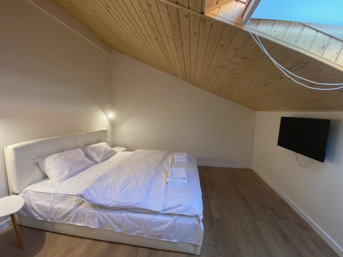 центр львова вулиця лесі українки 19 Apartment *