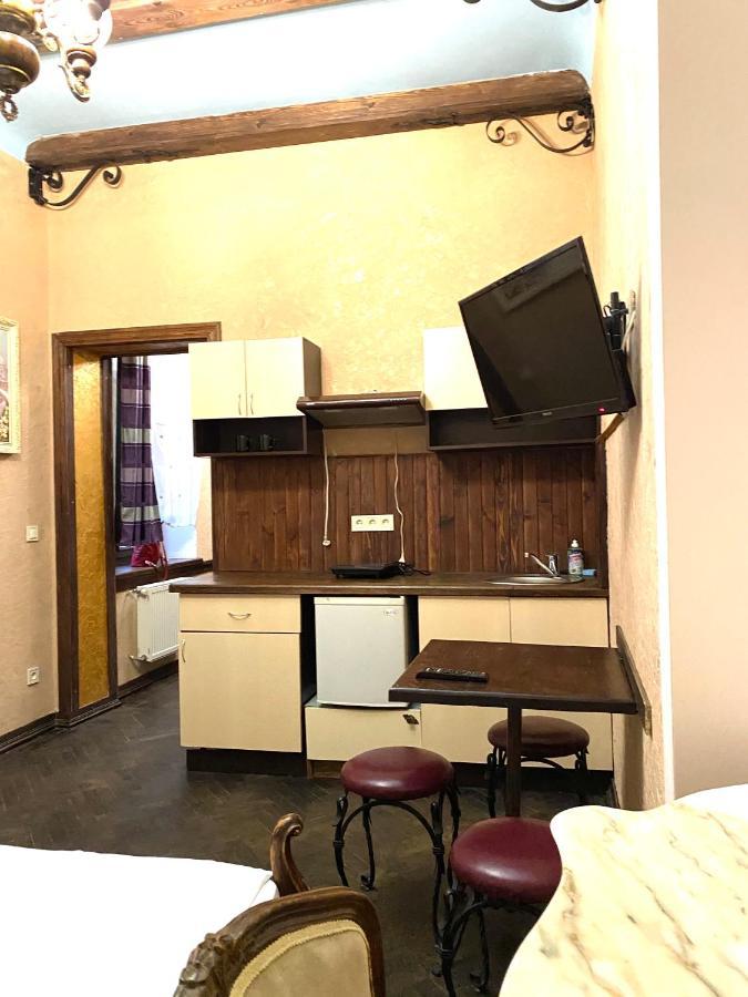 центр львова вулиця лесі українки 19 Apartment Lviv