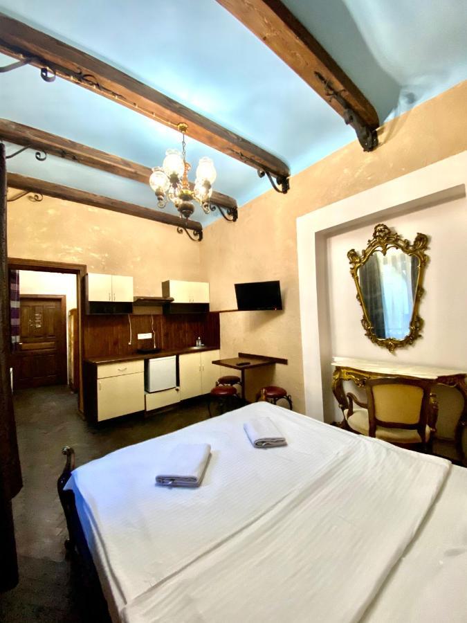 Apartment центр львова вулиця лесі українки 19 *