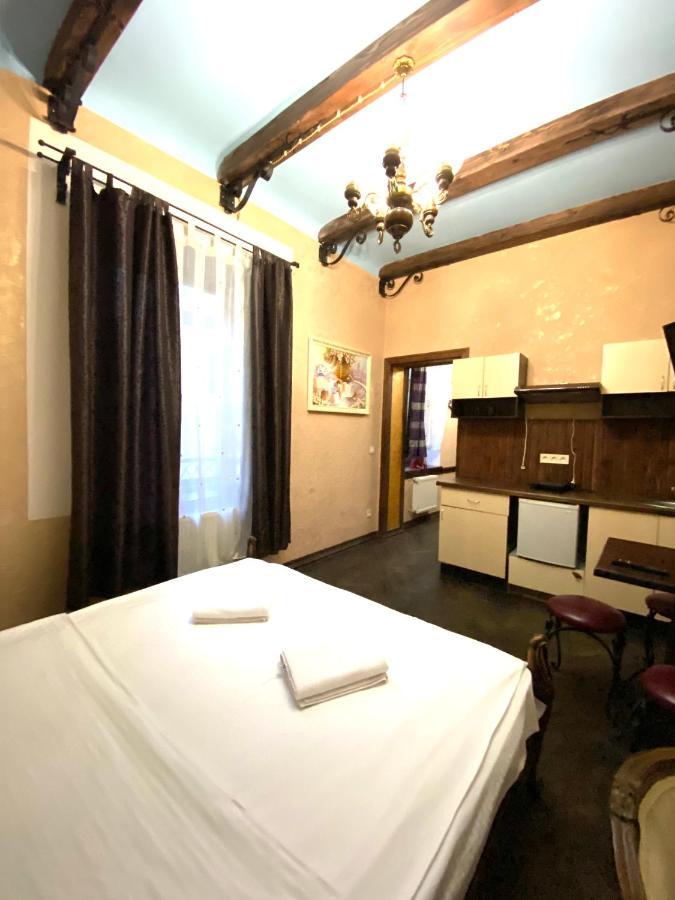 Апартаменты на вулиці лесі українки 19 кв 5 *